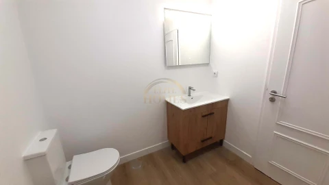Apartamento T3 para Venda em Carnide