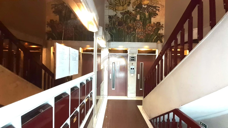 Apartamento T3 para Venda em Carnide Foto 40