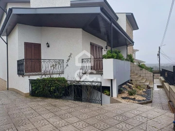 Moradia T7 para Venda em Areias, Sequeirô, Lama e Palmeira