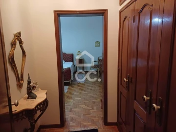 Moradia T7 para Venda em Areias, Sequeirô, Lama e Palmeira