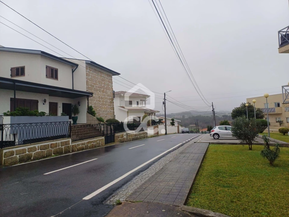 Moradia T7 para Venda em Areias, Sequeirô, Lama e Palmeira Foto 49