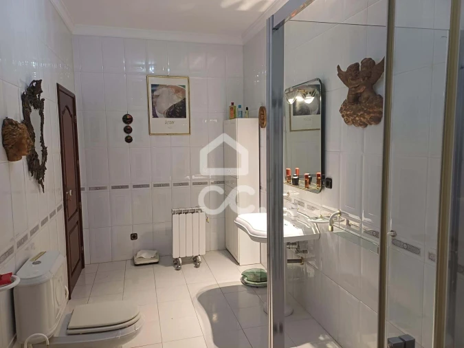 Moradia T7 para Venda em Areias, Sequeirô, Lama e Palmeira Foto 23