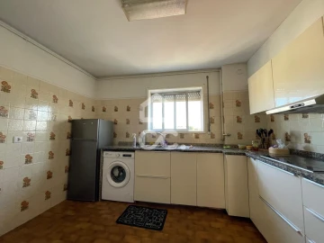 Apartamento T3 para Venda em Vila Nova de Famalicão e Calendário