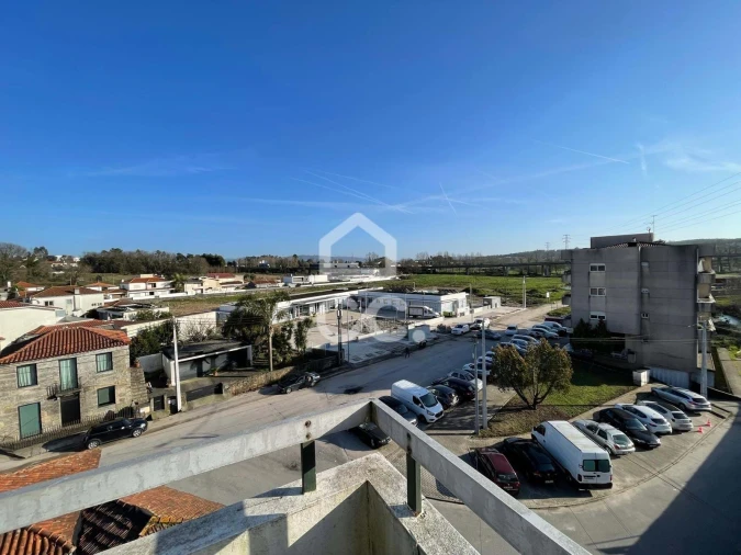 Apartamento T3 para Venda em Vila Nova de Famalicão e Calendário Foto 12