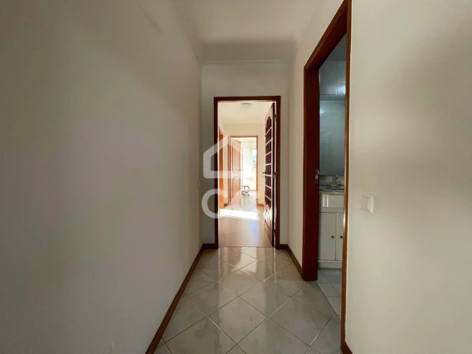 Apartamento T3 para Venda em Vila Nova de Famalicão e Calendário Foto 19