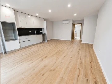 Apartamento T2 para Venda em Cavernães