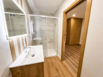 Apartamento T2 para Venda em Cavernães