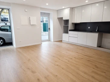 Apartamento T2 para Venda em Cavernães