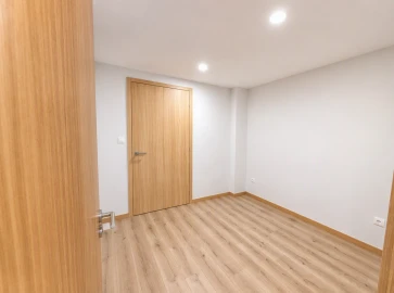 Apartamento T2 para Venda em Cavernães