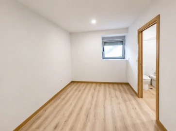 Apartamento T2 para Venda em Cavernães