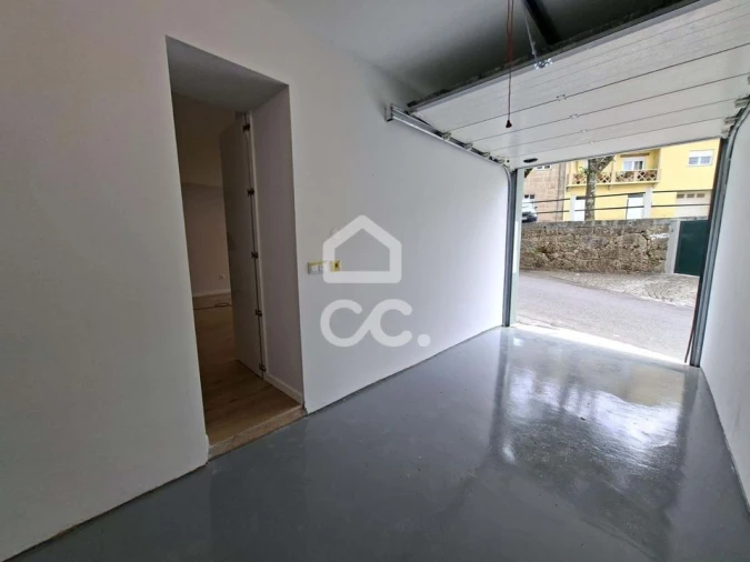 Apartamento T2 para Venda em Cavernães Foto 30