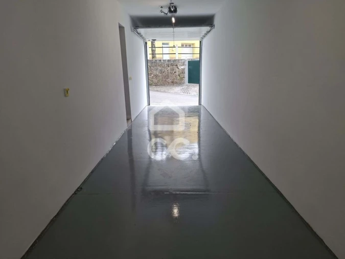 Apartamento T2 para Venda em Cavernães Foto 31