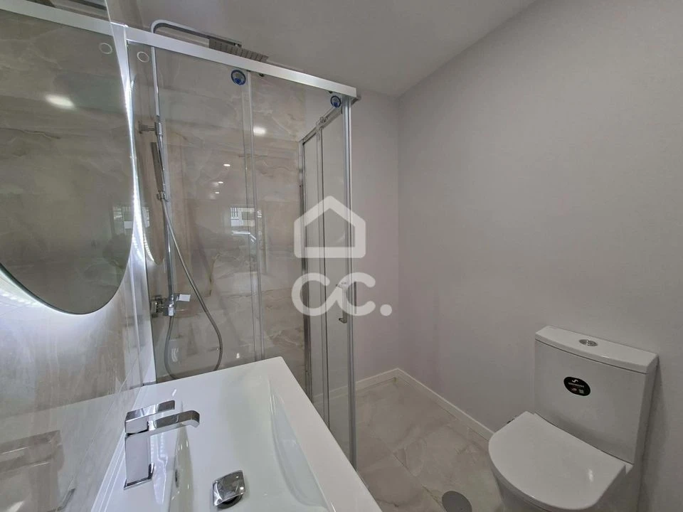 Apartamento T2 para Venda em Cavernães Foto 25