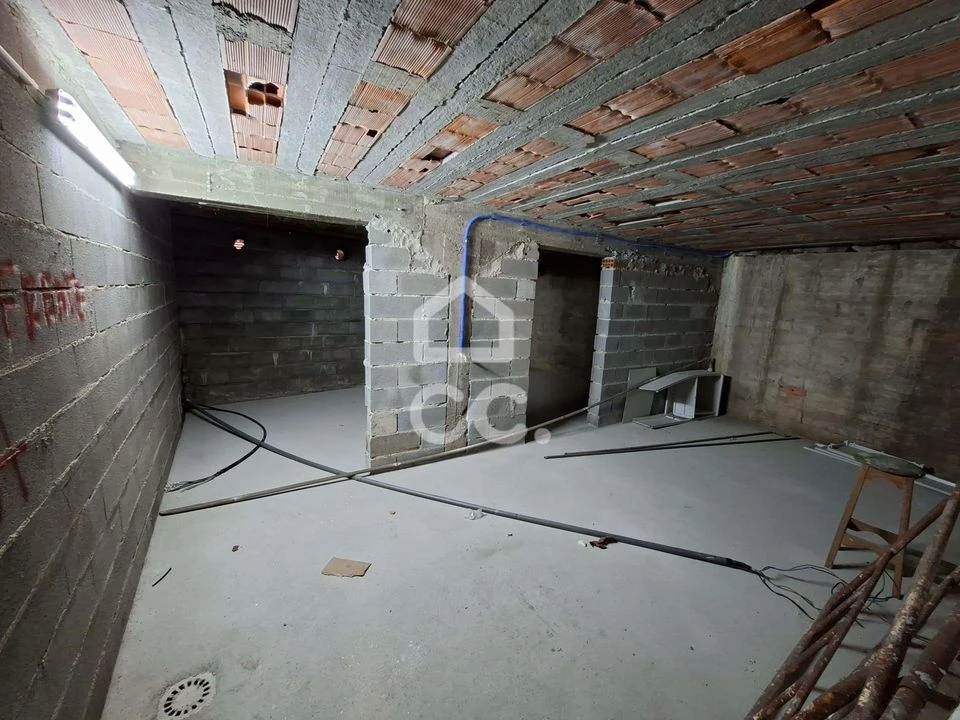 Apartamento T2 para Venda em Cavernães Foto 28