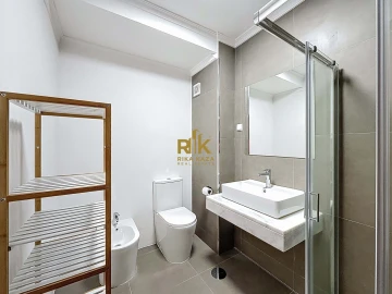 Apartamento T3 para Arrendamento em São Martinho