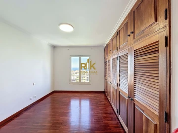 Apartamento T3 para Arrendamento em São Martinho