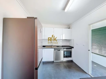 Apartamento T3 para Arrendamento em São Martinho