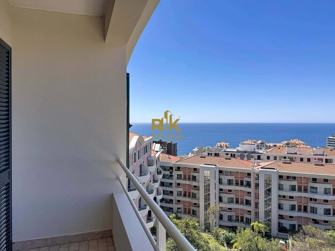 Apartamento T3 para Arrendamento em São Martinho Foto 4