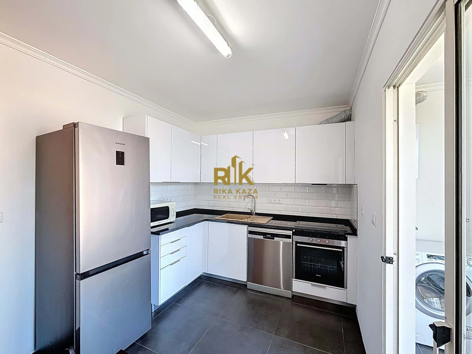 Apartamento T3 para Arrendamento em São Martinho Foto 16
