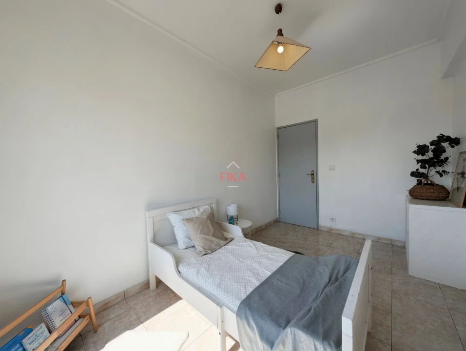 Apartamento T2 para Venda em Seixal Foto 15