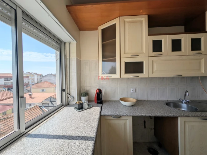 Apartamento T2 para Venda em Seixal Foto 21
