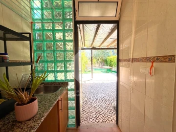 Moradia T3 para Venda em Conceição e Estoi