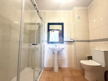 Moradia T3 para Venda em Conceição e Estoi