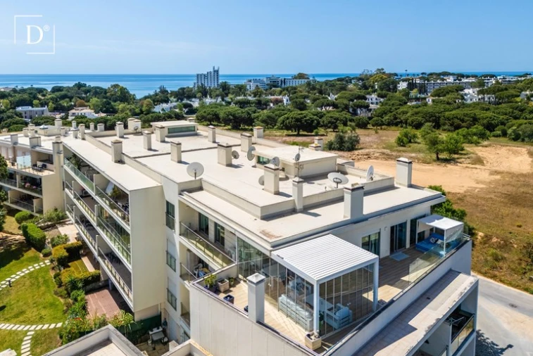Apartamento T3 para Venda em Albufeira e Olhos de Água Foto 2