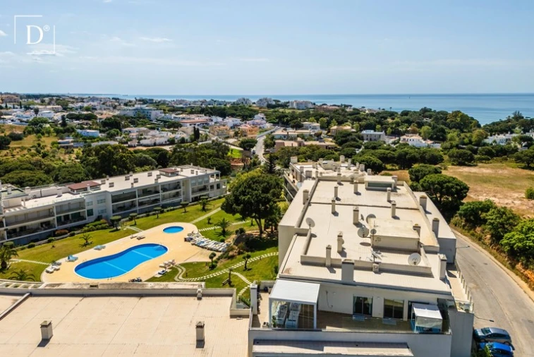 Apartamento T3 para Venda em Albufeira e Olhos de Água Foto 10