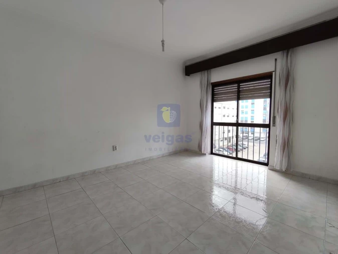 Apartamento T2 para Venda em Seixal, Arrentela e Aldeia de Paio Pires Foto 4