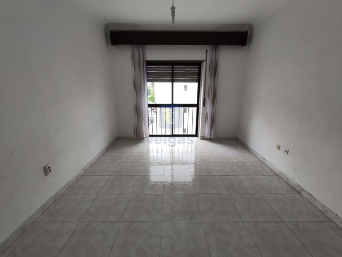 Apartamento T2 para Venda em Seixal, Arrentela e Aldeia de Paio Pires Foto 6
