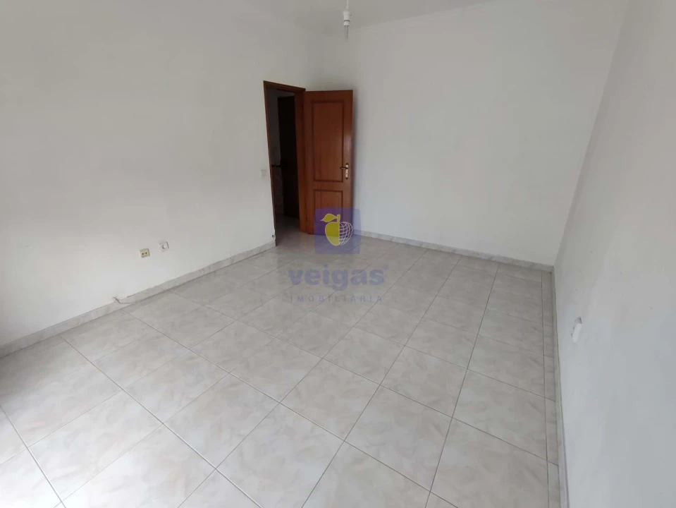 Apartamento T2 para Venda em Seixal, Arrentela e Aldeia de Paio Pires Foto 5