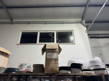 Armazém para Venda em Benedita