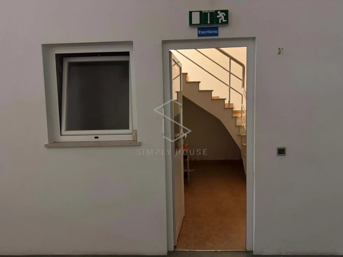 Armazém para Venda em Benedita Foto 14