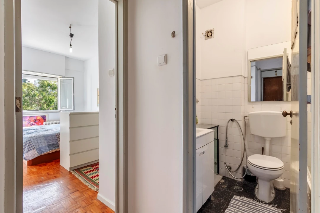 Apartamento T1 para Venda em Rio de Mouro Foto 23