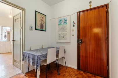 Apartamento T1 para Venda em Rio de Mouro