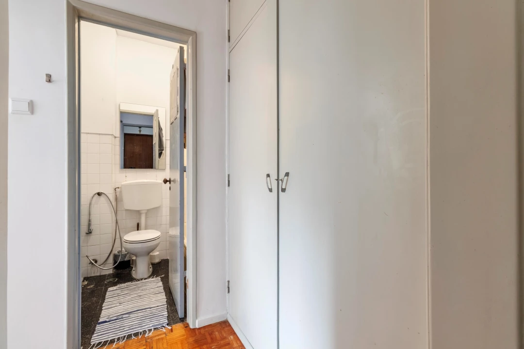 Apartamento T1 para Venda em Rio de Mouro Foto 19
