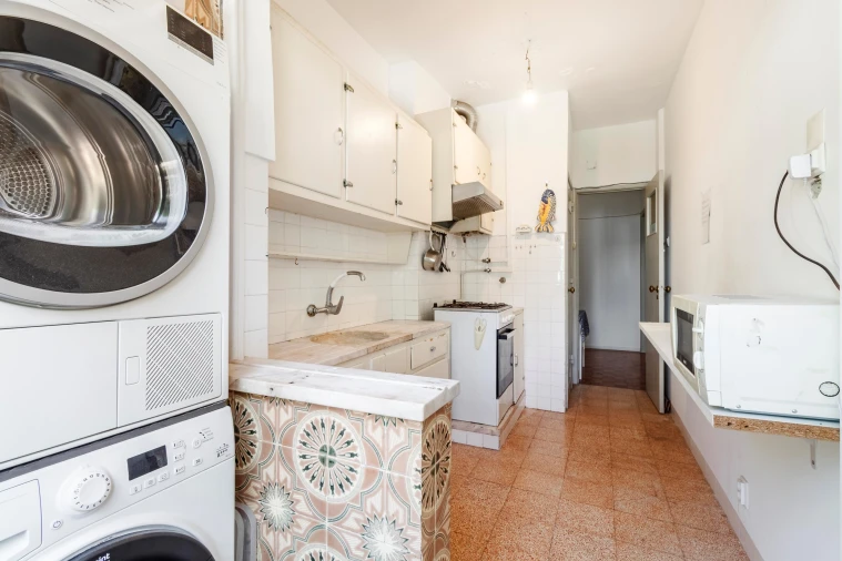 Apartamento T1 para Venda em Rio de Mouro Foto 9