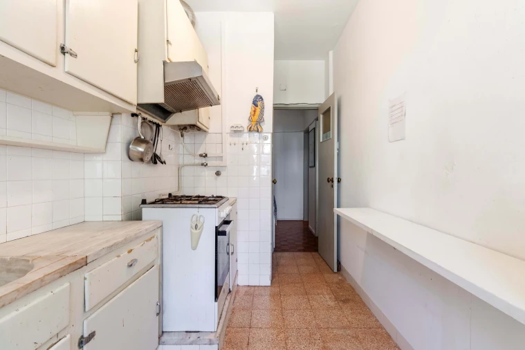 Apartamento T1 para Venda em Rio de Mouro Foto 12