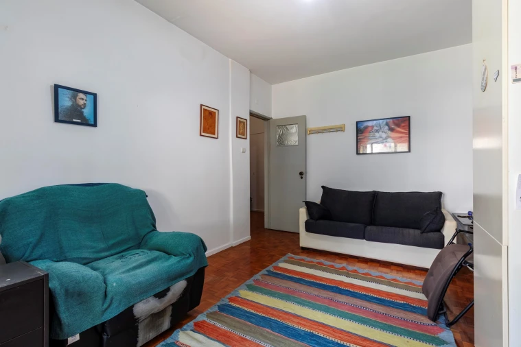 Apartamento T1 para Venda em Rio de Mouro Foto 18