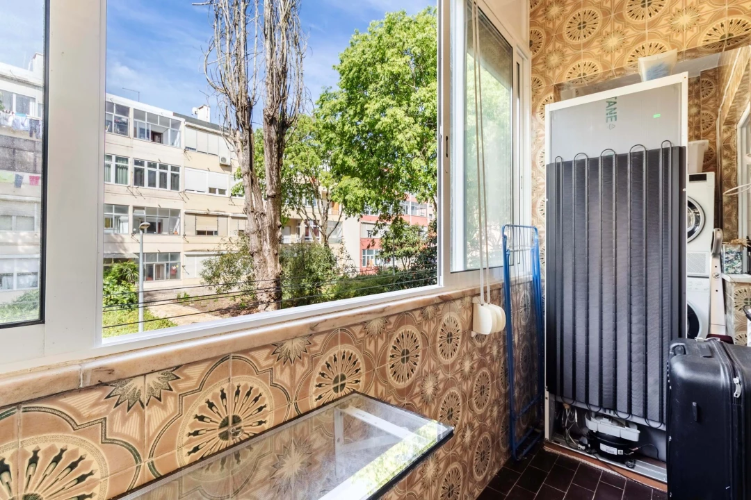 Apartamento T1 para Venda em Rio de Mouro Foto 7