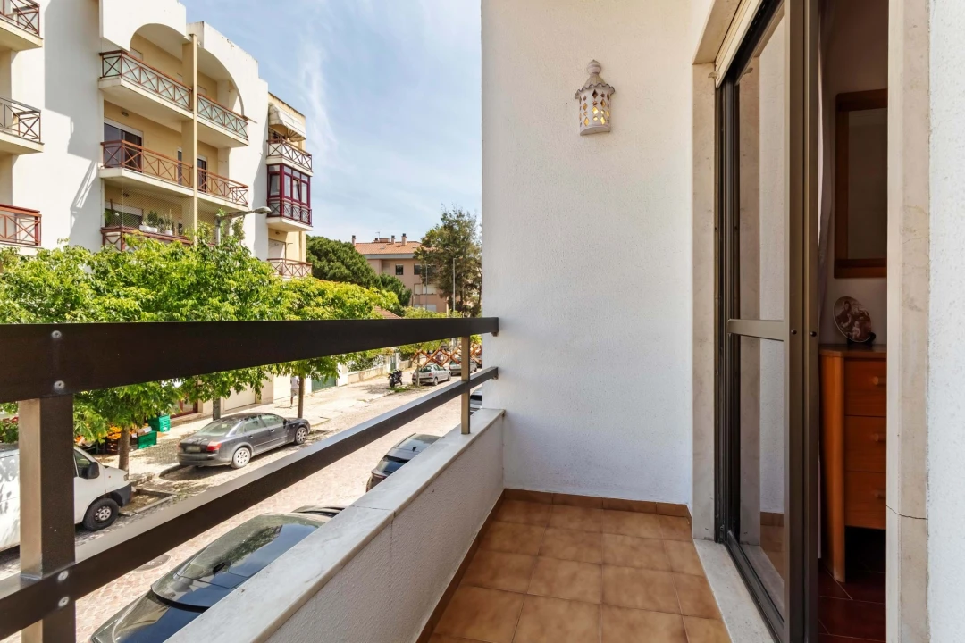 Apartamento T1 para Venda em Costa da Caparica Foto 22