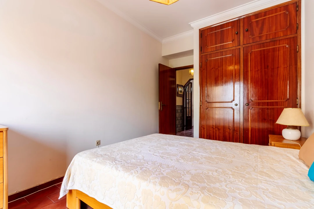 Apartamento T1 para Venda em Costa da Caparica Foto 23