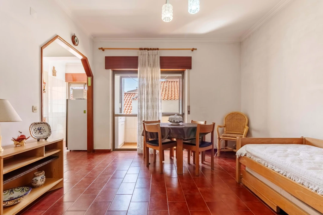Apartamento T1 para Venda em Costa da Caparica Foto 6