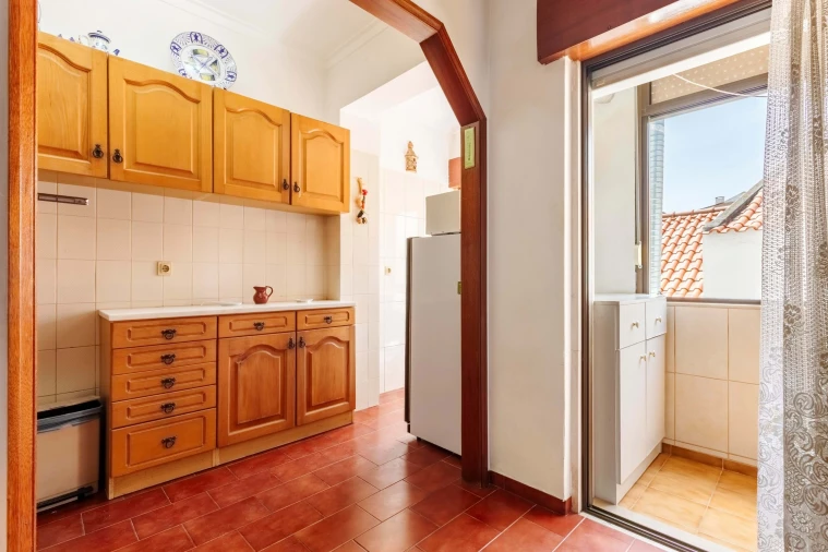 Apartamento T1 para Venda em Costa da Caparica Foto 9
