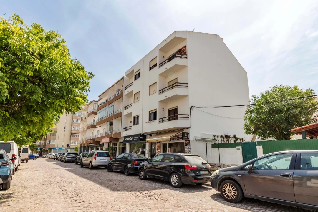 Apartamento T1 para Venda em Costa da Caparica Foto 31