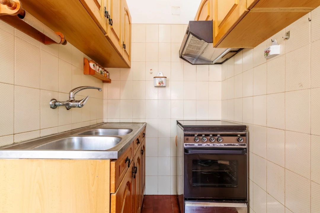 Apartamento T1 para Venda em Costa da Caparica Foto 13