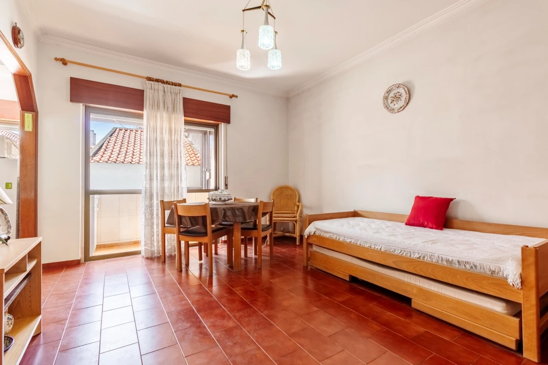 Apartamento T1 para Venda em Costa da Caparica Foto 5