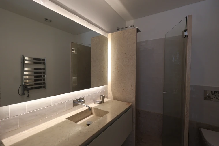 Apartamento T2 para Venda em Arroios Foto 4