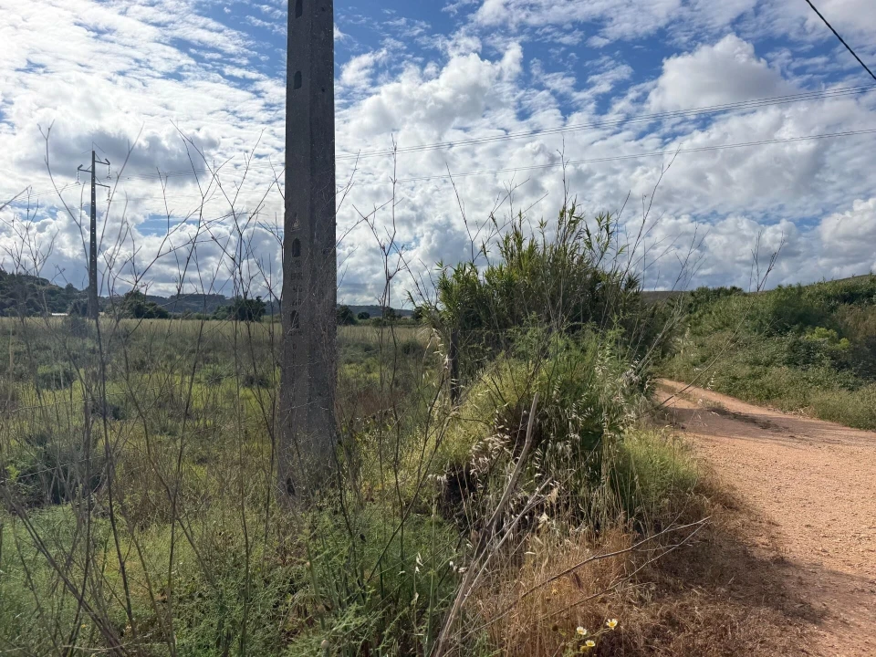 Terreno para Venda em Odiaxere Foto 3